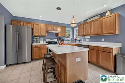 4130 Redbud Drive E, Whitehall Township, PA 18052 - Photo 16