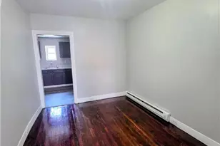 816 Laufer St, Bethlehem City, PA 18015 - Photo 2