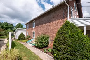 3017 3rd St, Whitehall Township, PA 18052 - Photo 4