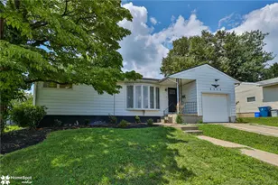 2135 Allwood Dr, Bethlehem City, PA 18018 - Photo 2