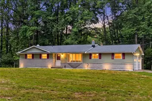 203 Ruth St, Portland Boro, PA 18351 - Photo 1
