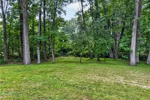 203 Ruth St, Portland Boro, PA 18351 - Photo 46