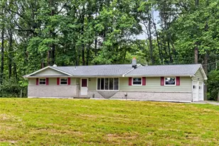 203 Ruth St, Portland Boro, PA 18351 - Photo 2