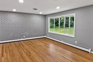 203 Ruth St, Portland Boro, PA 18351 - Photo 10