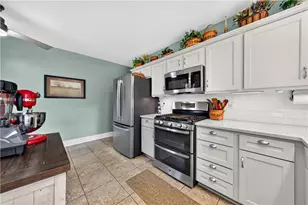 2051 W Livingston St, Allentown City, PA 18104 - Photo 14