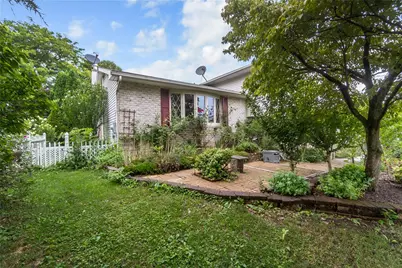 4279 Hilltop Place, Bethlehem Township, PA 18020 - Photo 6