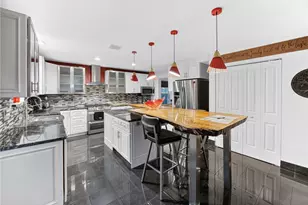 6840 Scenic View Dr, Lower Macungie Township, PA 18062 - Photo 6