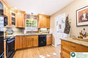 124 Brookfield Dr, Macungie Boro, PA 18062 - Photo 4