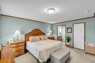 4452 W Mountain View Dr, Lehigh Township, PA 18088 - Photo 18