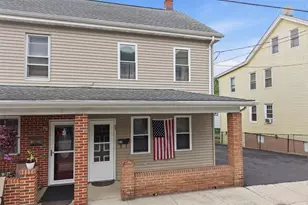 80 E Mill St, Nesquehoning Boro, PA 18240 - Photo 2