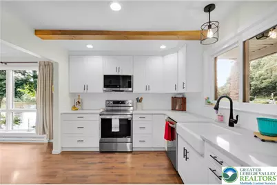 5973 Del Haven Road, Lower Mt Bethel Twp, PA 18013 - Photo 6