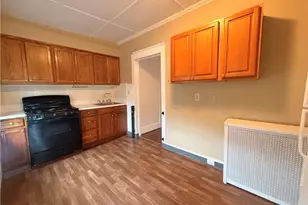 943 Center St, Bethlehem City, PA 18018 - Photo 4