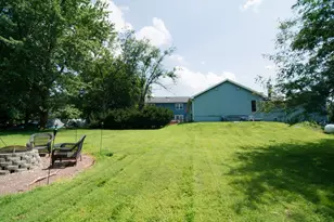 563 Longacre Dr, Lehigh Township, PA 18035 - Photo 40