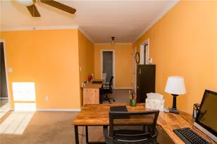 563 Longacre Dr, Lehigh Township, PA 18035 - Photo 16