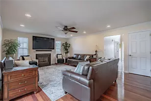 413 Quail Dr, Allentown City, PA 18104 - Photo 18