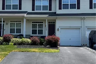 1081 Tudor Dr, Upper Macungie Township, PA 18031 - Photo 1