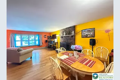 8466 Bumble Bee Way, Tobyhanna, PA 18466 - Photo 12
