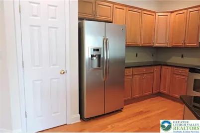 107 Highlands Boulevard, Easton, PA 18042 - Photo 10