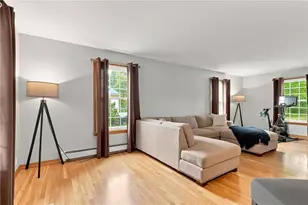 1031 N 7th St, Emmaus Boro, PA 18049 - Photo 8