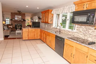 748 Rolling Hills Road, Bedminster Twp, PA 18942 - Photo 14