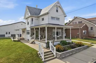 238 N 7th St, Lehighton, PA 18235 - Photo 1