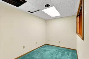 4250 Iroquois St, North Whitehall Township, PA 18078 - Photo 24