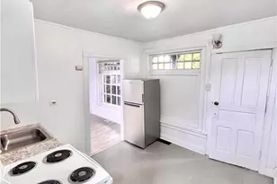 1412 Early St, Allentown City, PA 18102 - Photo 4