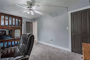 1385 County Line Rd, Milford Twp, PA 18951 - Photo 30