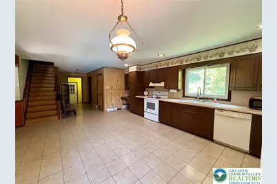 575 N Hokendauqua Drive, Moore Township, PA 18014 - Photo 12