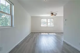 3329 S 2nd St, Whitehall Township, PA 18052 - Photo 16