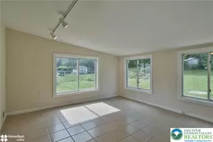1925 Columbine Ave, Bethlehem City, PA 18018 - Photo 14