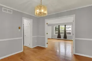 214 Burrell Blvd, Allentown City, PA 18104 - Photo 10