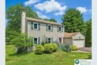 4253 Biddeford Circle, Buckingham, PA 18902 - Photo 2