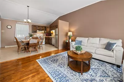 1906 Robin Way, Bethlehem City, PA 18018 - Photo 12