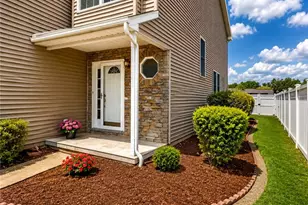 511 Howertown Rd, Northampton Boro, PA 18067 - Photo 2