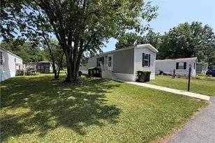 5733 Pfeiffer Cir, Heidelberg Township, PA 18078 - Photo 1