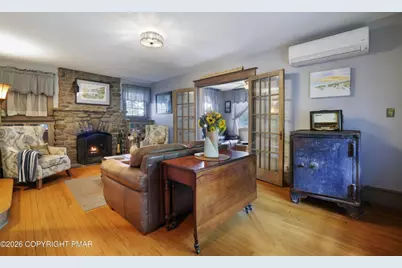 55 Center Avenue, Mount Pocono Boro, PA 18344 - Photo 2