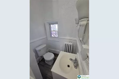 1048 W Walnut Street #2, Allentown City, PA 18102 - Photo 6