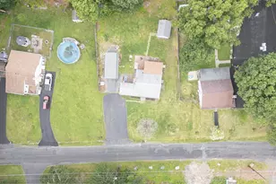 253 Shawnee Dr, East Stroudsburg, PA 18302 - Photo 6