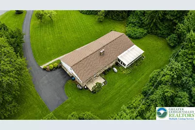1000 Wedgewood Road, Hanover Twp, PA 18017 - Photo 12