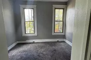 801 Chew St, Allentown City, PA 18102 - Photo 2