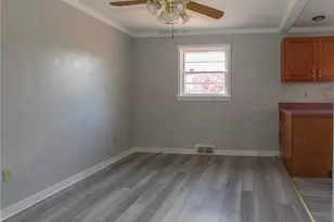 950 N 13th St, Allentown City, PA 18102 - Photo 8