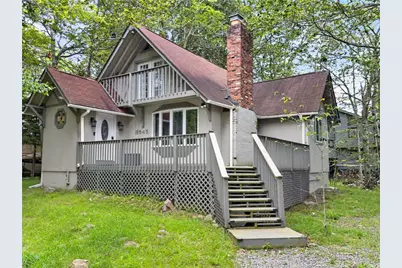 968 Country Place Drive, Coolbaugh Twp, PA 18466 - Photo 2