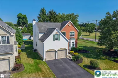 369 Lenape Trail, Upper Macungie Township, PA 18104 - Photo 2