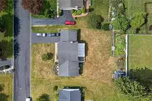 4507 Keene St, Upper Saucon Township, PA 18034 - Photo 2