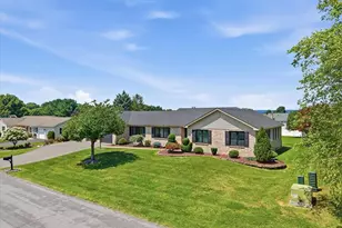 4652 Willow Ln, Lower Nazareth Twp, PA 18064 - Photo 2
