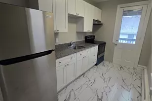 315 N 10th St, Allentown City, PA 18102 - Photo 4