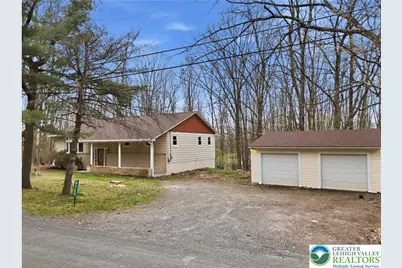8749 Kings Way, Kunkletown, PA 18058 - Photo 4