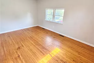 1974 S Idaho St, Allentown City, PA 18103 - Photo 10