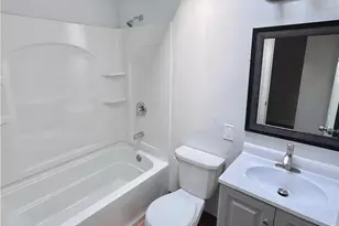 1962 S Hall St, Allentown City, PA 18103 - Photo 10